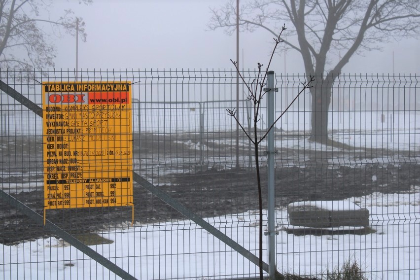 W Przysusze trwa przebudowa stadionu