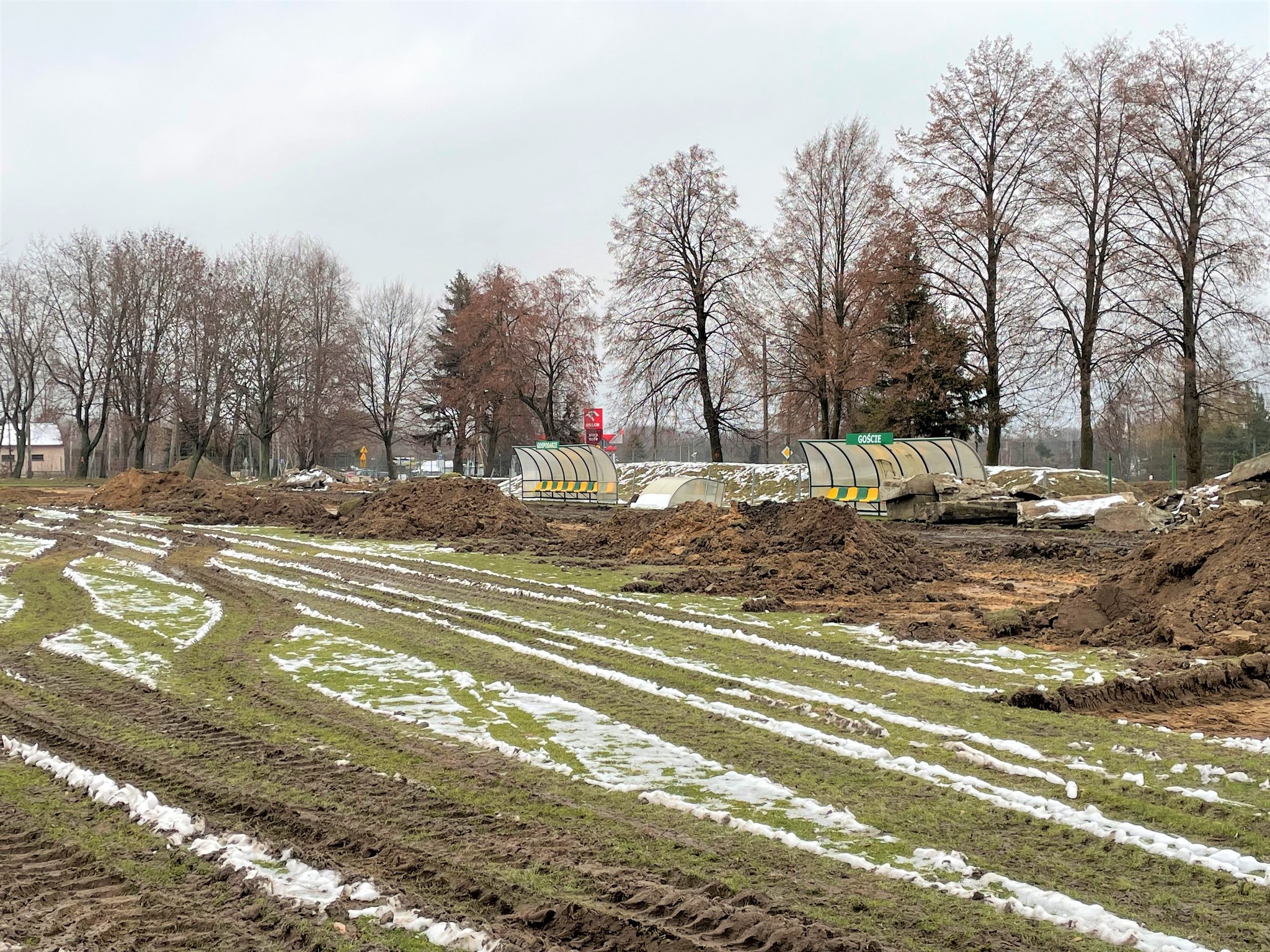 W Przysusze trwa przebudowa stadionu