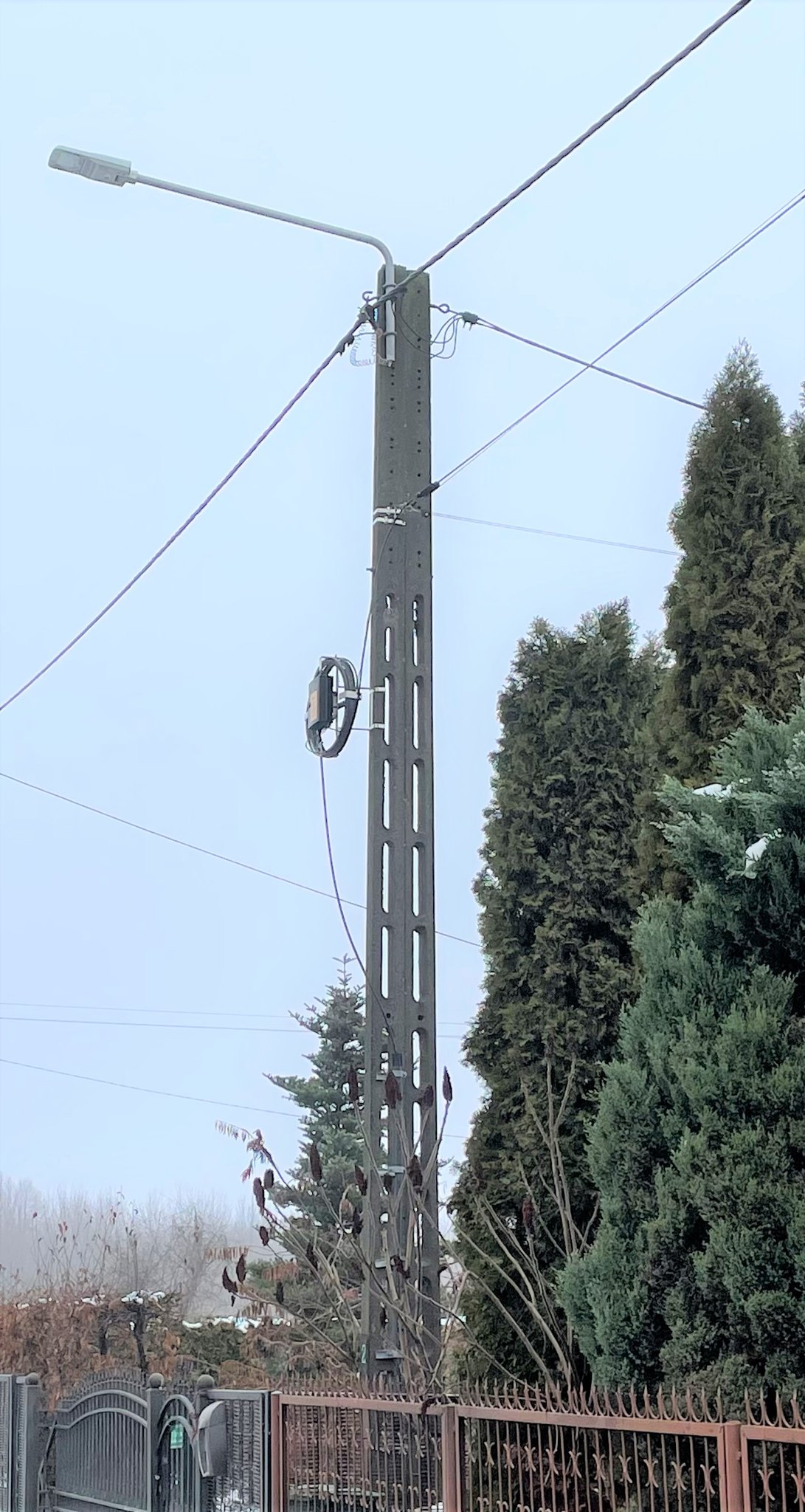 Budowa oświetlenia ulicznego na ul. Poprzecznej w Ruskim Brodzie.