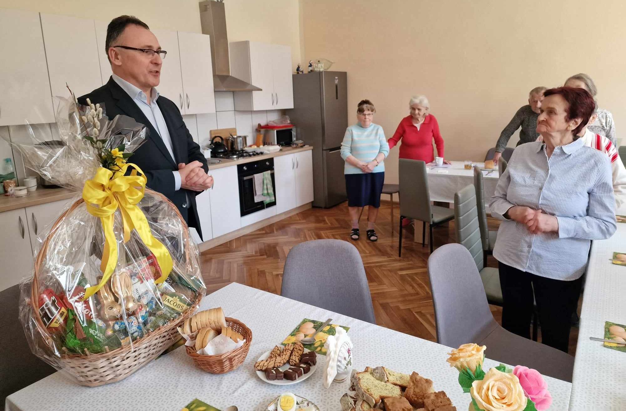 Przedświąteczne spotkanie z Seniorami w Ruskim Brodzie