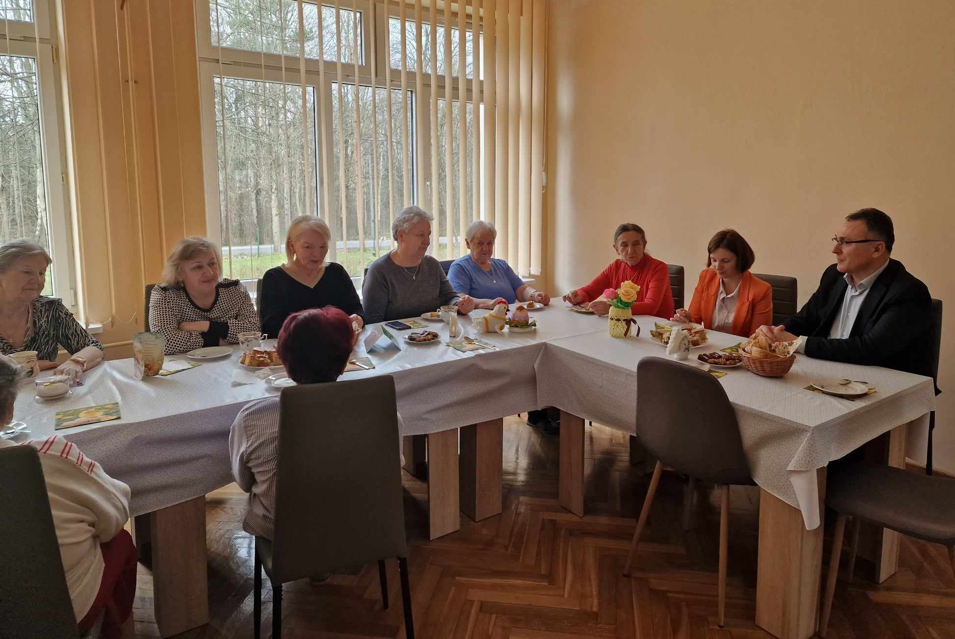 Przedświąteczne spotkanie z Seniorami w Ruskim Brodzie
