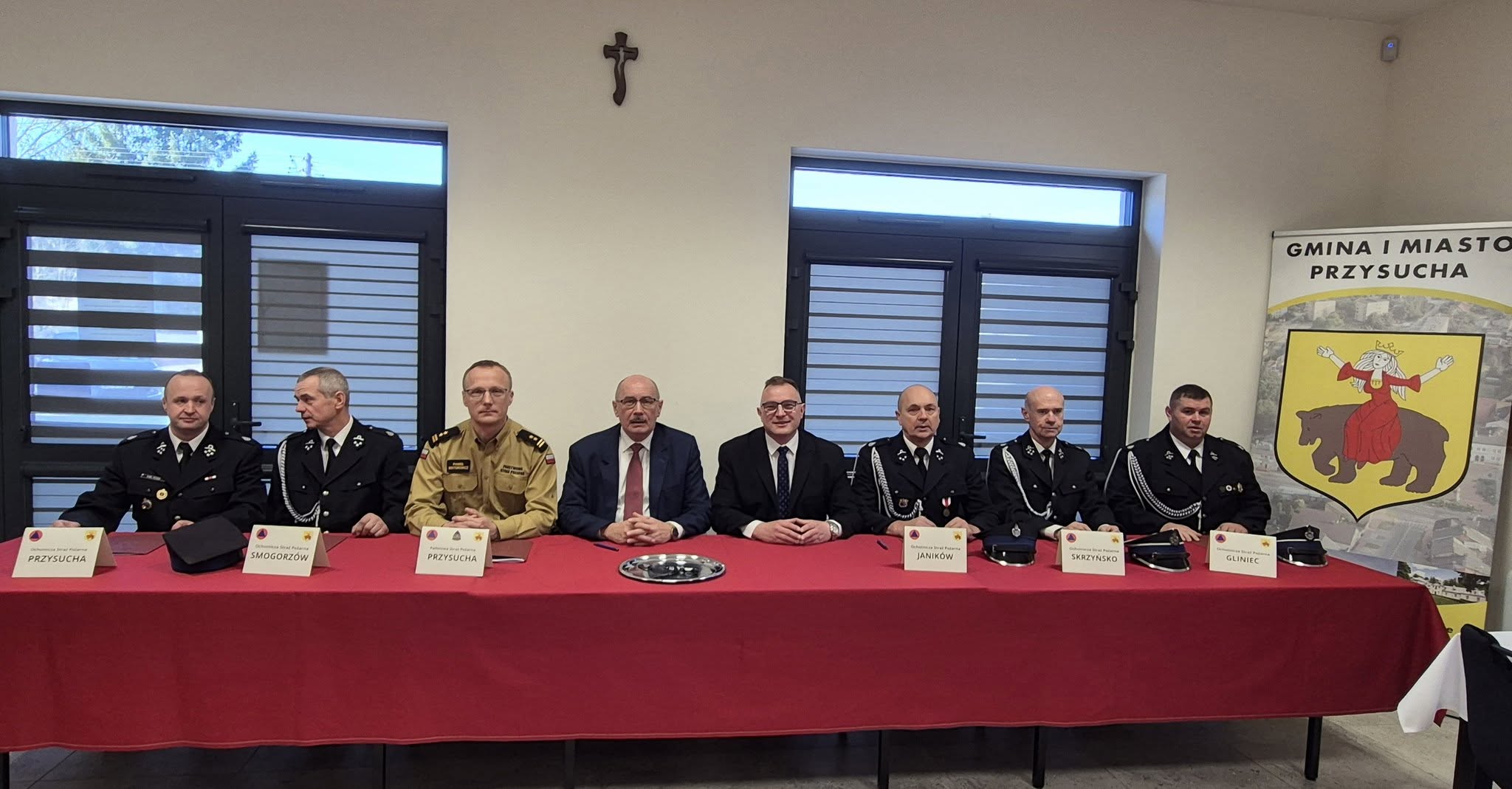 Uroczyste przekazanie jednostkom strażackim z terenu Gminy i Miasta Przysucha nowoczesnego sprzętu oraz wyposażenia 